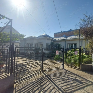 Ploiesti. zona ultracentrala Hotel Prahova,  direct proprietar 265 mp utili, 613 mp teren - imagine 9