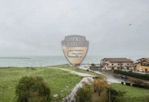 Ap 3 cam, Faleza Nord , vedere la mare, centrala gaze, A/C, et 4/10 lift, balcon