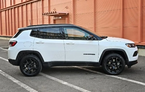 Jeep Compass 4x4 15.700 km benzina automat - imagine 3