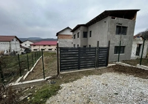 Propietar vand casa noua Bocsa - imagine 3