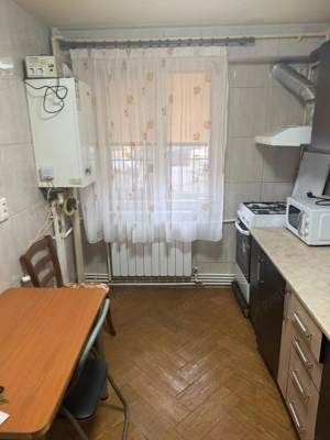 Garsoniera decomandata in Km 4-5, langa scoala 37 - imagine 6