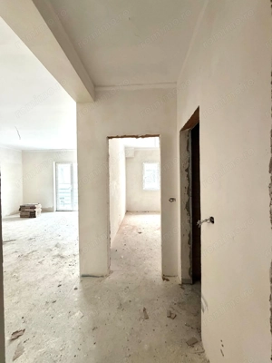 SUPER PREȚ! Apartament 3 camere - 1493e/ mp - Giroc - imagine 2