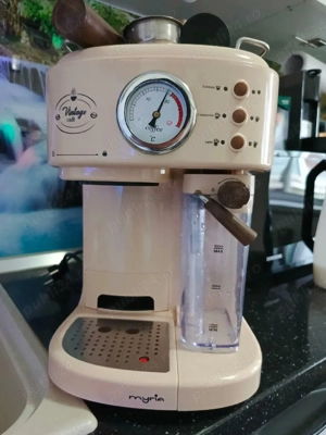 Vând aparat de cafea 