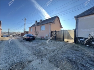 Casa individuala cu teren de 600 mp situata in comuna Slimnic