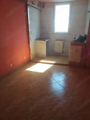persoana fizică vind apartament modificat 2 din 3 camere.115000 euro zona Doamna Ghica setor 2. - imagine 4