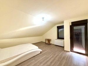 1100 e/ mp - Casa individuala  - 700 mp teren - la asfalt - Sacalaz - imagine 14