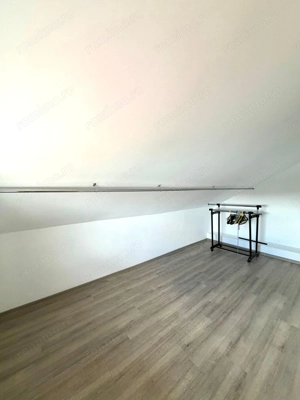 1100 e/ mp - Casa individuala  - 700 mp teren - la asfalt - Sacalaz - imagine 15