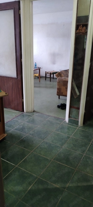 Vând apartament 2 camere Drumul Taberei  - imagine 5