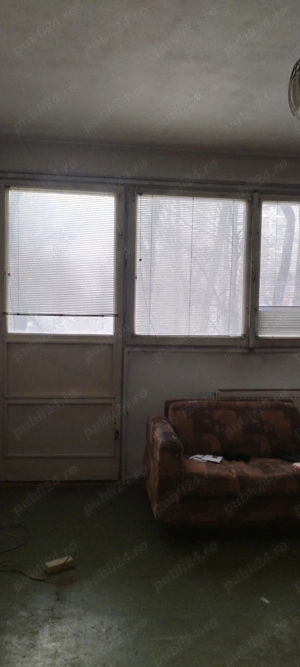 Vând apartament 2 camere Drumul Taberei  - imagine 9