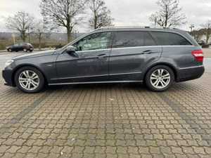 Mercedes Benz E 220 Diesel Automat  - imagine 2