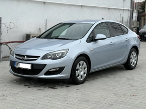 Opel Astra 1.4 Turbo ECOTEC Enjoy