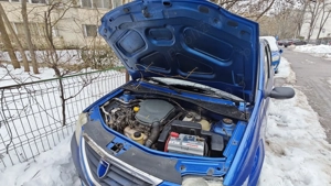 Vând Logan 1.4 MPI Laureate, 130.700 km, bine întreținut, unic proprietar - imagine 3