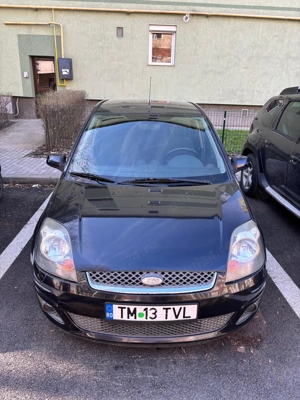 Masina ford fiesta de vanzare