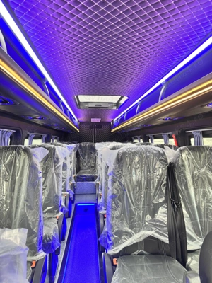 Mercedes Benz Sprinter 2025 - imagine 3