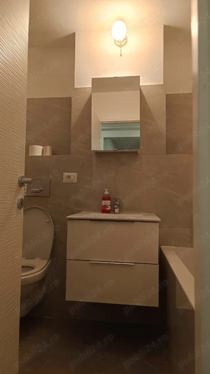 Închiriez apartament  - imagine 5