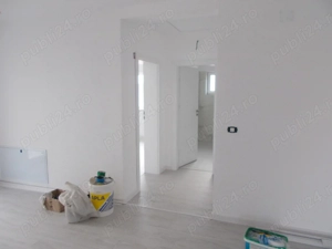 Duplex, intreg sau jumatate, Peciu Nou, parter, 4+4 camere, 674mp - imagine 3