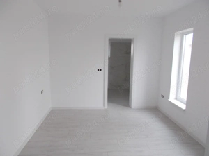 Duplex, intreg sau jumatate, Peciu Nou, parter, 4+4 camere, 674mp - imagine 8