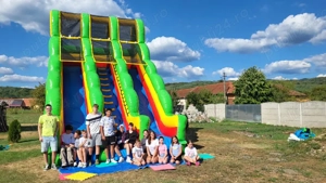 Tobogan gonflabil de inchiriat  - imagine 5