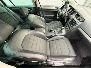 Volkswagen Golf 1.6 TDI DPF BMT DSG Highline - imagine 17