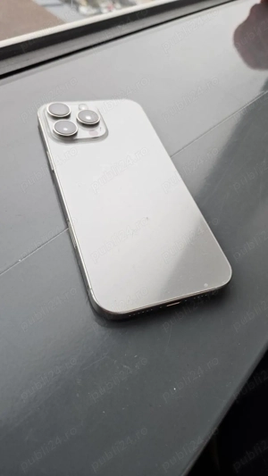 vand iphone 16 pro max