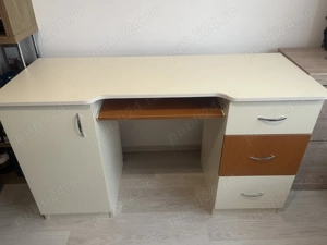 Birou cu sertare, dulap si pupitru