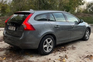Volvo V60 2.0 D3 Summum - imagine 5