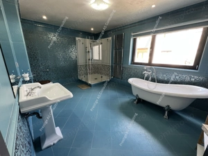 Vila exclusivista 7 Camere | 1056mp Teren | Calea Lipovei - imagine 8