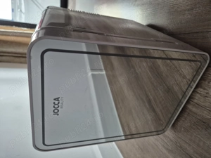 Mini frigider pentru cosmetice