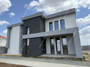 Vila moderna cu structura metalica, tehnologie NZEB si piscina | Giarmata - imagine 11