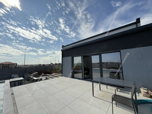 Vila moderna cu structura metalica, tehnologie NZEB si piscina | Giarmata - imagine 15