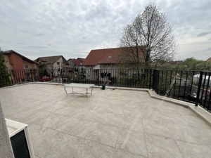 Vila individuala renovata complet | 6 camere | 500 mp teren | Str Jean Monnet - imagine 17