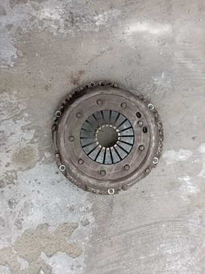 Vand kit ambreiaj volant masa dubla AUDIA4-B7 motor 1,9 BRB-5vit - imagine 2