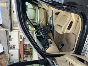  Vând BMW x5 e70 40D - imagine 9