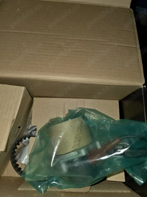 Distributie GATES PowerGrip KP15678XS-1 Set Curea  cu pompa apa cu conatact De intrerupere integra - imagine 2