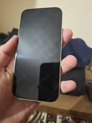 Vand iphone 15 128 Gb stocare IMPECABIL, 79% Sanatatea Bateria