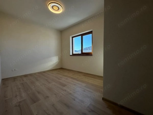 Zona Cora.5 camere.Disponibil Imediat - imagine 11