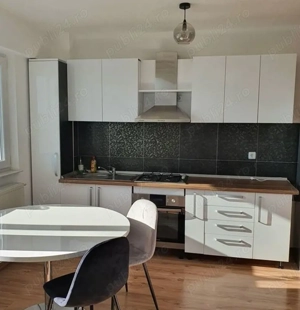  DRIST0R - chirie apartament personal cu 2 camere