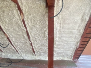 Izolații cu spumă poliuretanică 