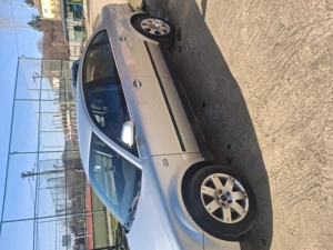 Masina VW Pasat - imagine 2