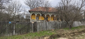 Casă de vânzare pe strada Olteniei în sat  Fauresti, comuna Făurești, județul Vâlcea la 23 km de Bal - imagine 2