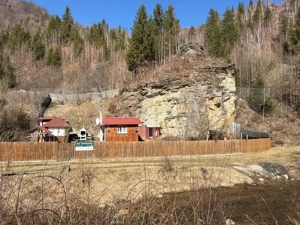 Casa de vacanta si teren intravilan, 425 mp, Valea Ierii 