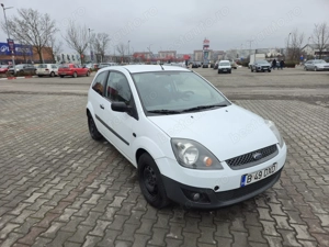 Ford fiesta 1.4 tdci 2008 1.4 tdci stare buna - imagine 4