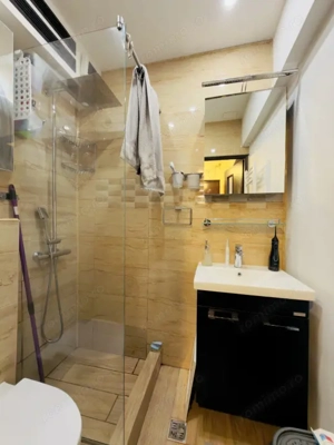 Garsoniera 20mp, mobilata utilata, centrala proprie, zona Buziasului - imagine 5