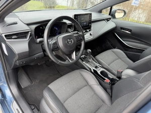 2021 TOYOTA COROLLA 1.8 Hybrid 122 CP - Business - Senzori, piele , LED , incalzire , TVA Deductibil - imagine 9