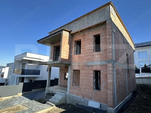 Casă individuală modernă in ansamblu privat, zona Aerodrom Dezmir - imagine 3