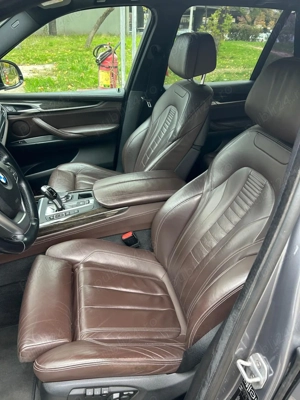 Masina BMW X5 stare foarte buna, revizii la zi - imagine 9