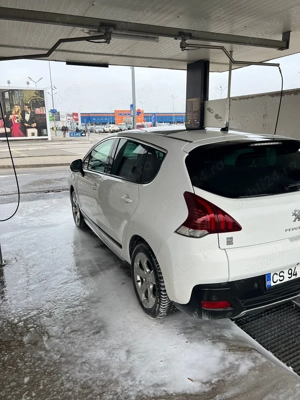 Vând Peugeot Hibrid pret in euro 8000 ușor negociabil - imagine 3