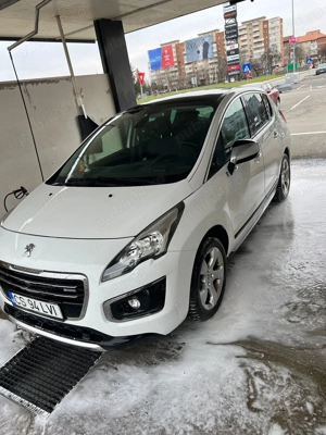 Vând Peugeot Hibrid pret in euro 8000 ușor negociabil