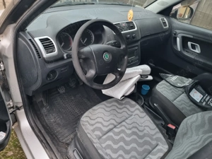 Vind Skoda Fabia 2008 1,2 Benzină  - imagine 4