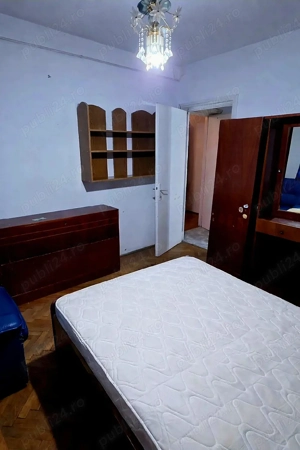 Apartament 2 camere, semidecomandat - Craiovei - imagine 3